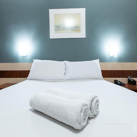 Rede Andrade Mercado Hotel Курітіба Екстер'єр фото