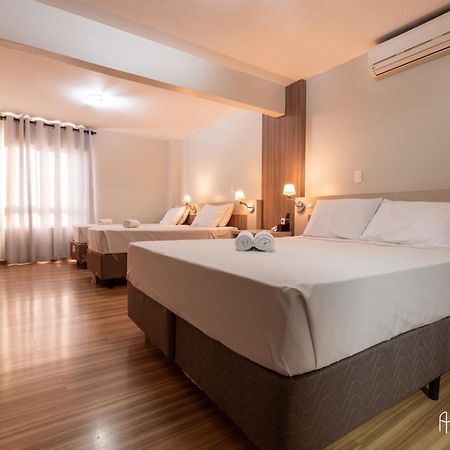 Rede Andrade Mercado Hotel Курітіба Екстер'єр фото