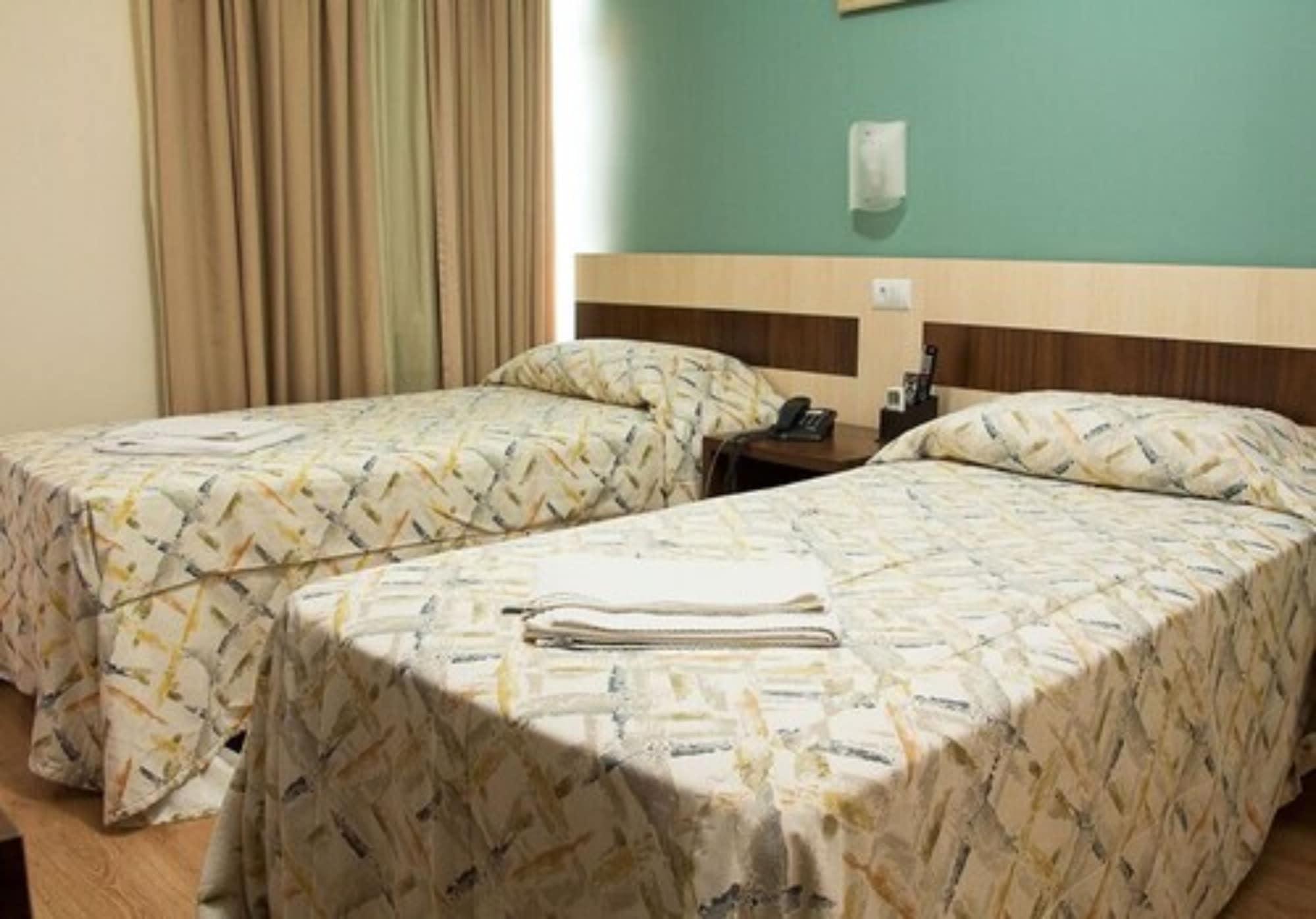 Rede Andrade Mercado Hotel Курітіба Екстер'єр фото