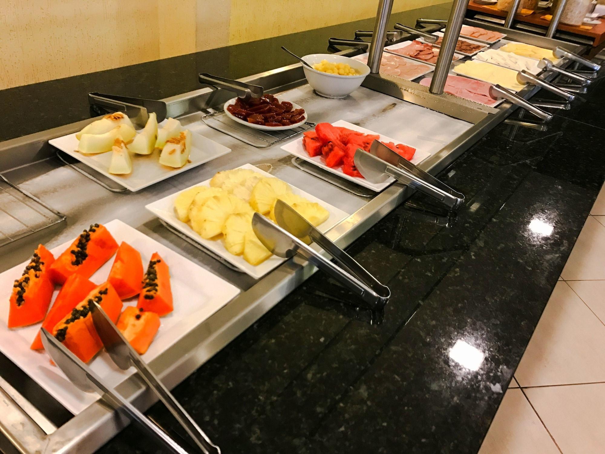 Rede Andrade Mercado Hotel Курітіба Екстер'єр фото