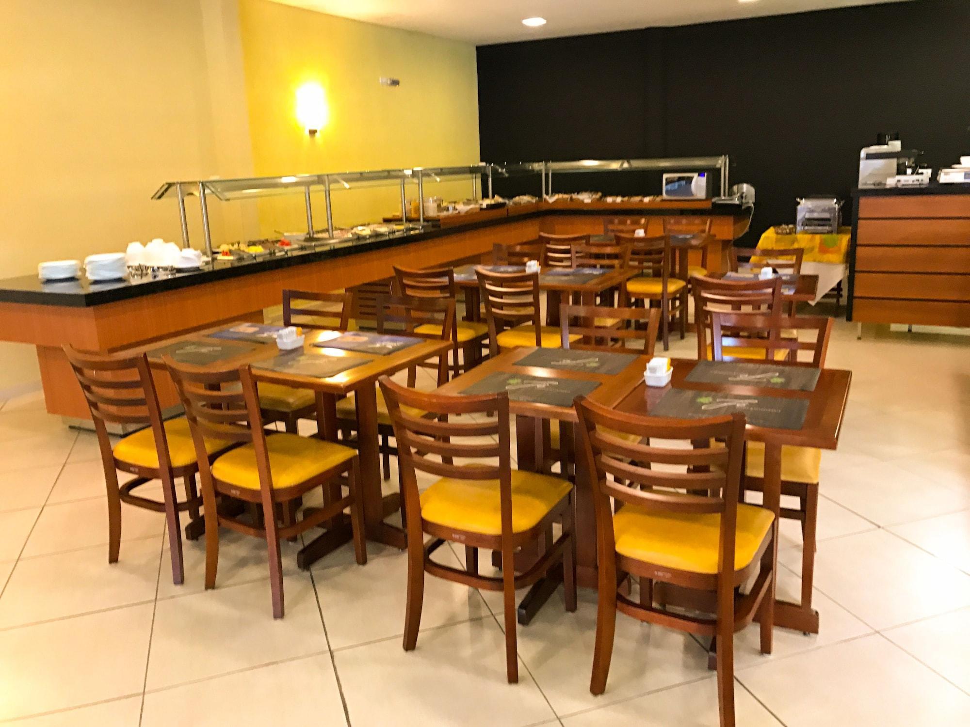 Rede Andrade Mercado Hotel Курітіба Екстер'єр фото