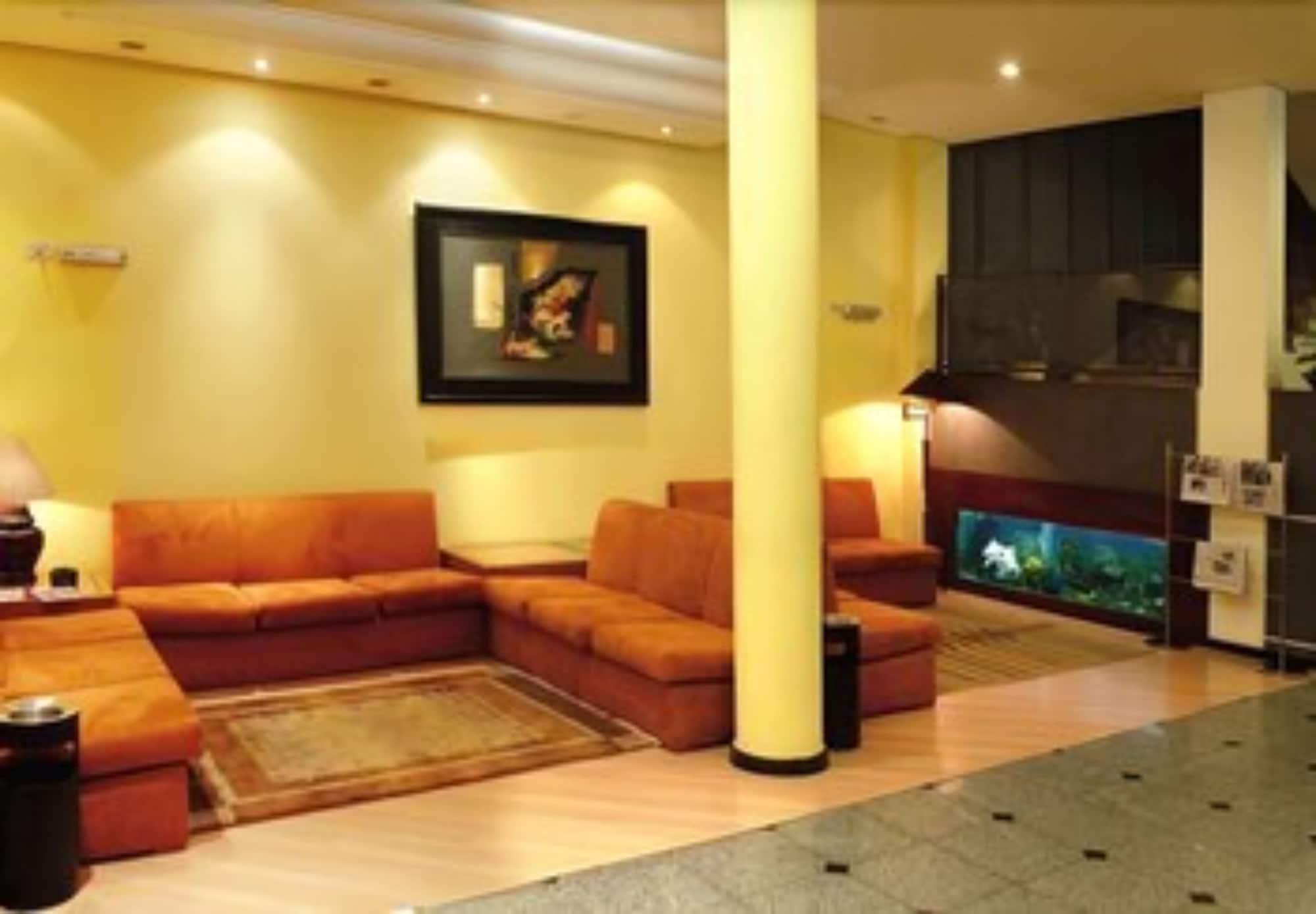 Rede Andrade Mercado Hotel Курітіба Екстер'єр фото