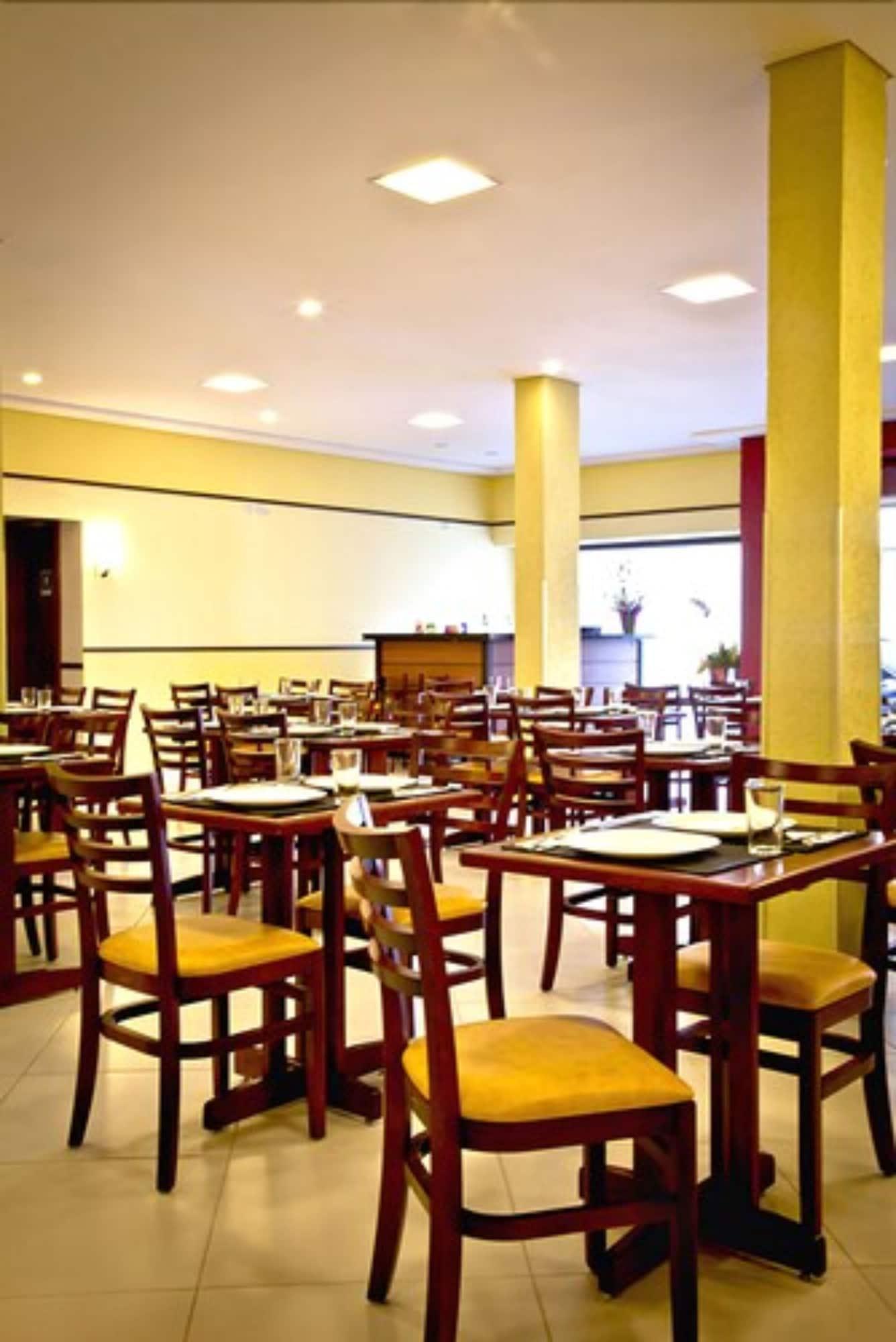 Rede Andrade Mercado Hotel Курітіба Екстер'єр фото