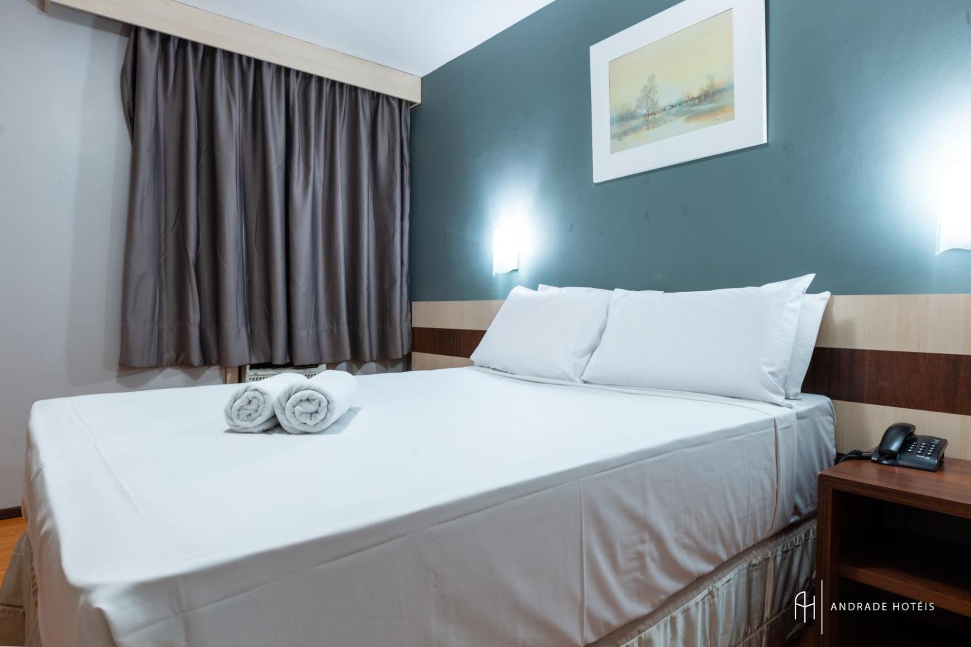 Rede Andrade Mercado Hotel Курітіба Екстер'єр фото