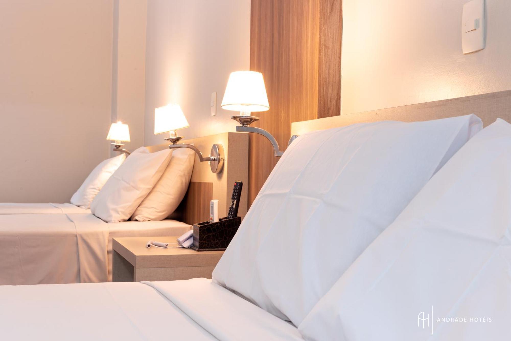 Rede Andrade Mercado Hotel Курітіба Екстер'єр фото