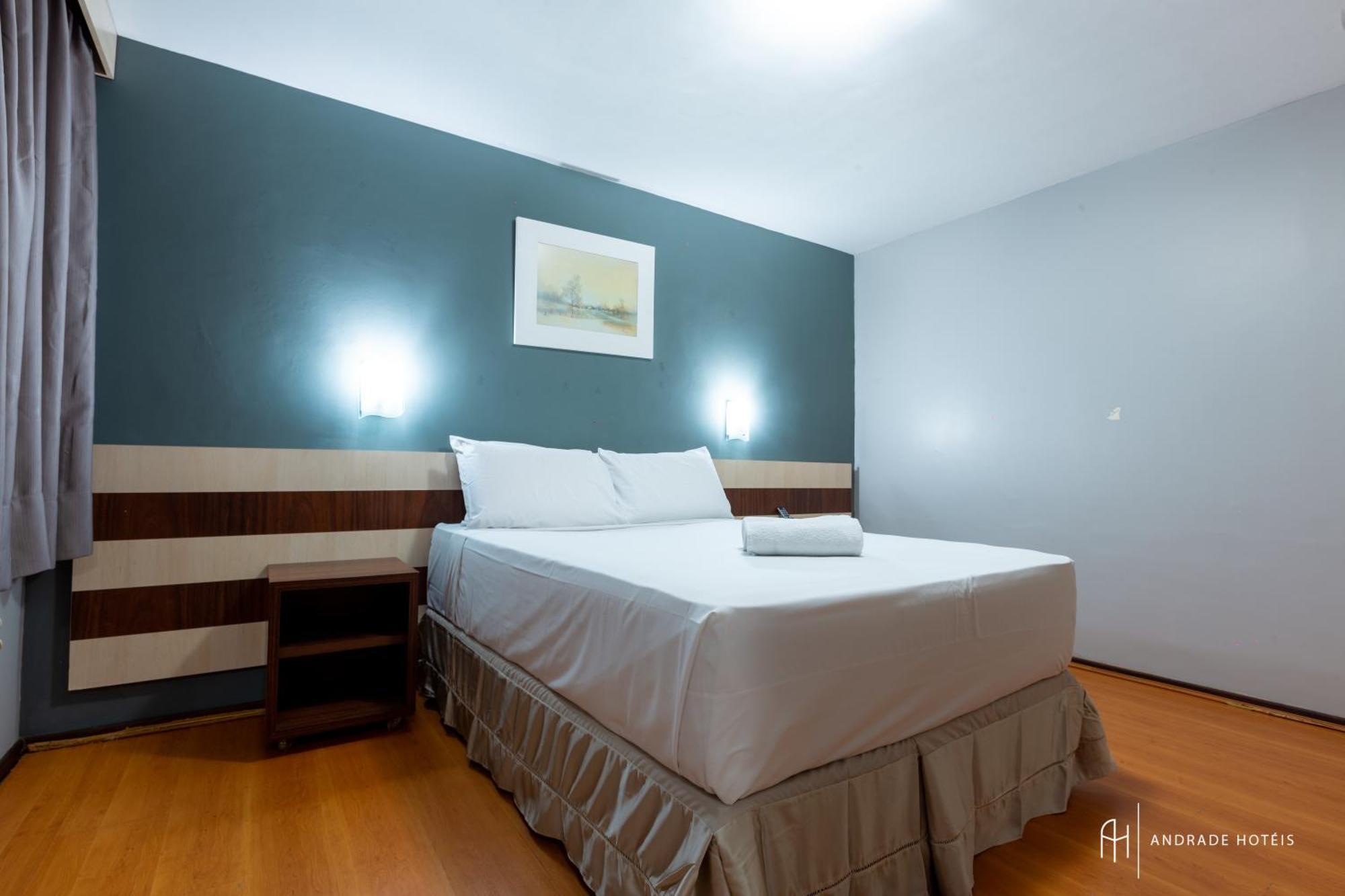 Rede Andrade Mercado Hotel Курітіба Екстер'єр фото