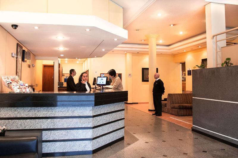 Rede Andrade Mercado Hotel Курітіба Екстер'єр фото